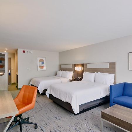 Holiday Inn Express & Suites Diamond By Ihg Stubbs Bagian luar foto