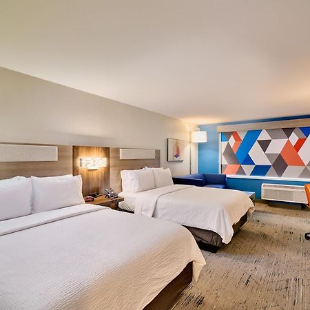 Holiday Inn Express & Suites Diamond By Ihg Stubbs Bagian luar foto