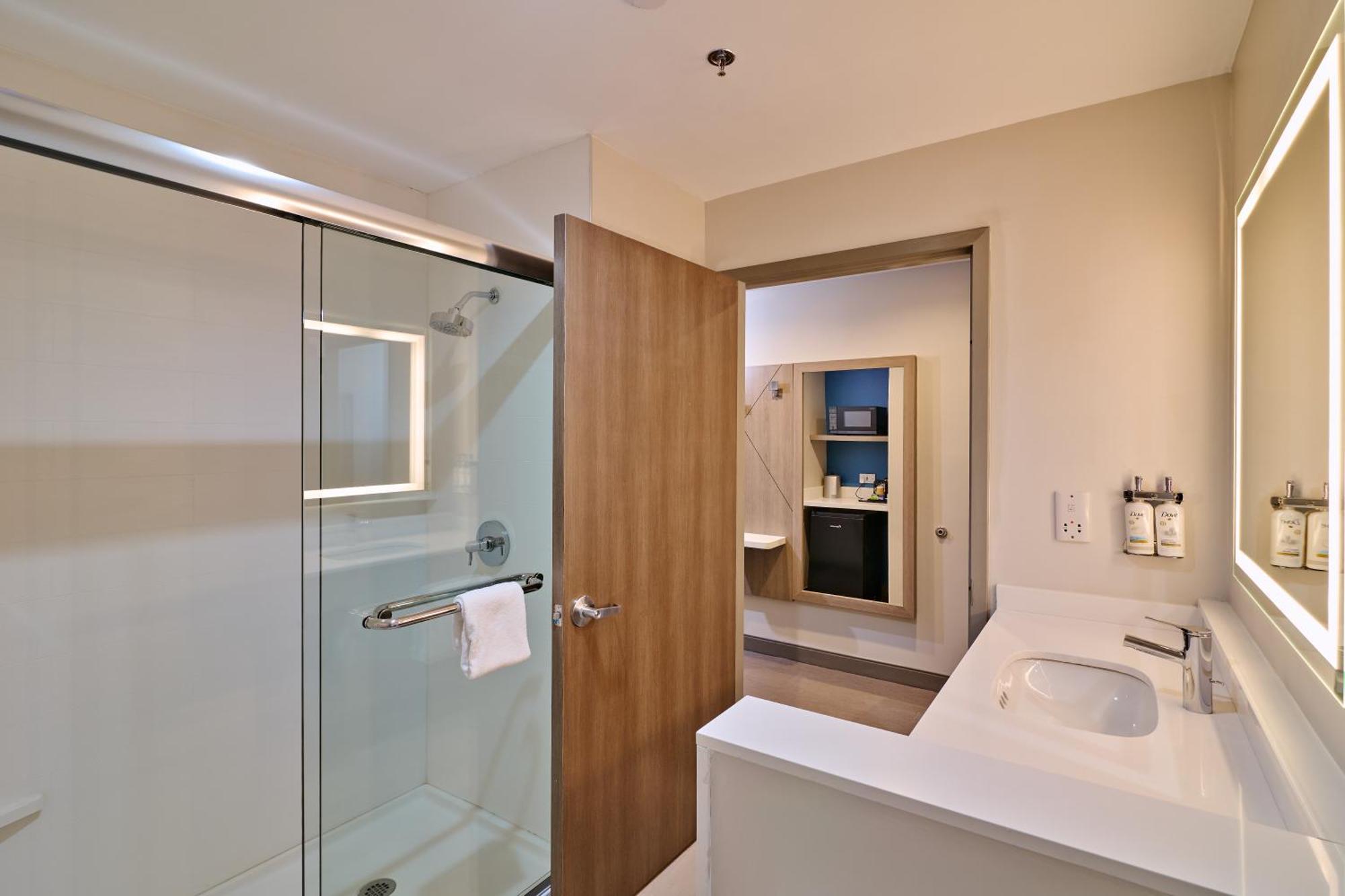 Holiday Inn Express & Suites Diamond By Ihg Stubbs Bagian luar foto