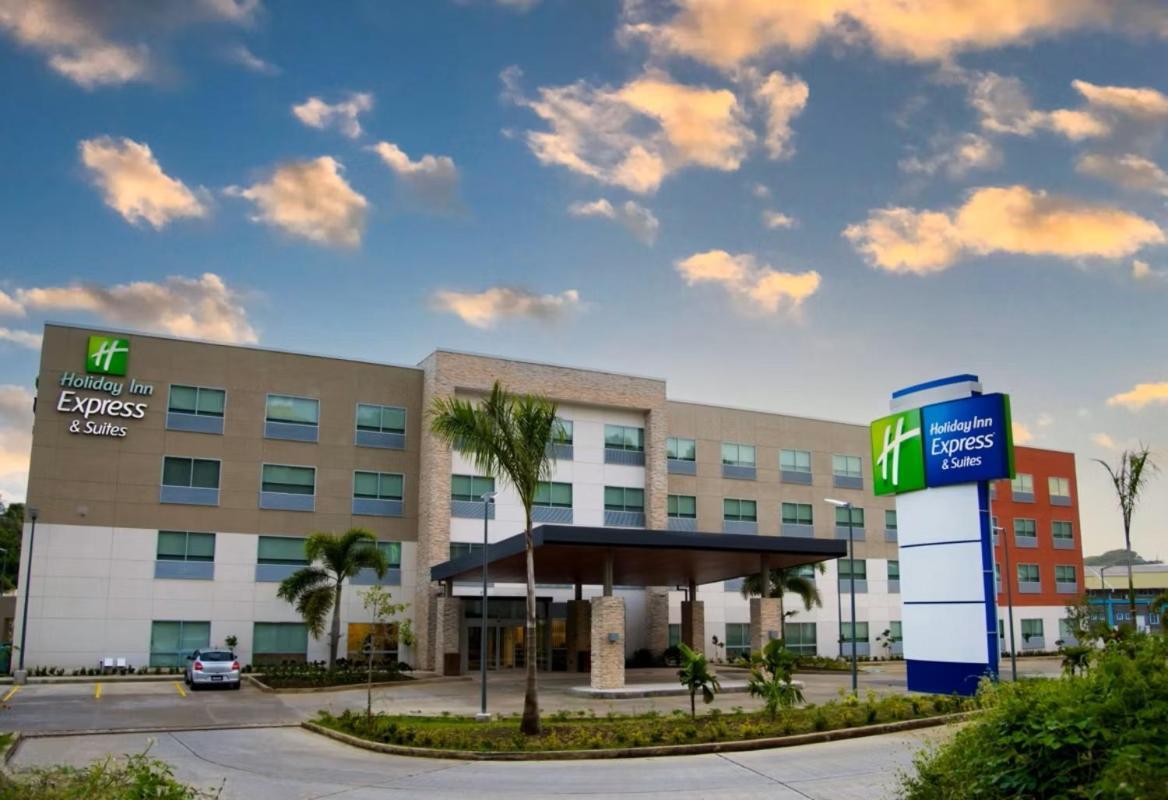 Holiday Inn Express & Suites Diamond By Ihg Stubbs Bagian luar foto